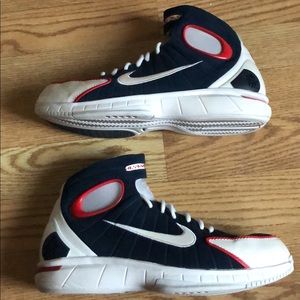 Size 8 Nike Huarache 2K4